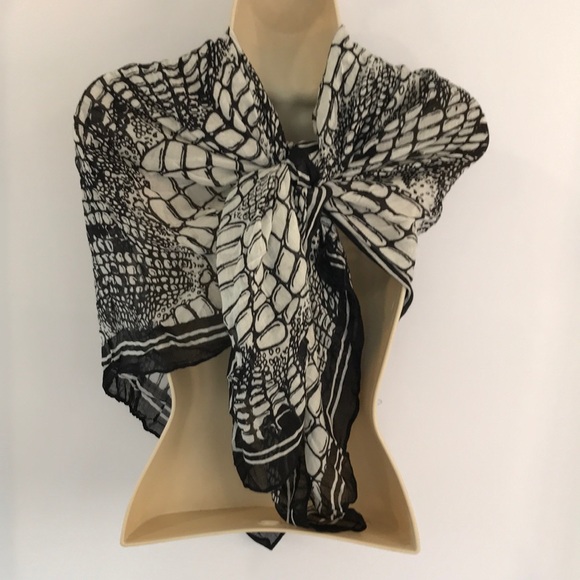 NWT Florence Broadhurst Exclusive prince scarf - Picture 2 of 5